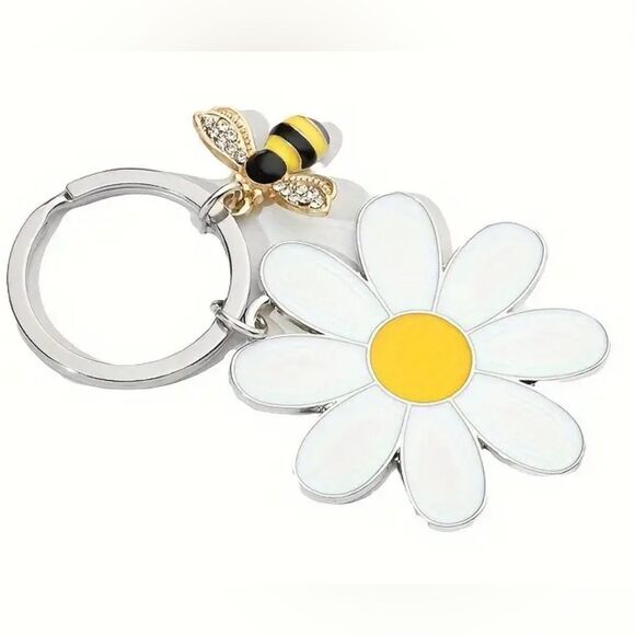 BAG CHARM  Small ๐ Bee and Large Daisy ๐ผ - Picture 4 of 4